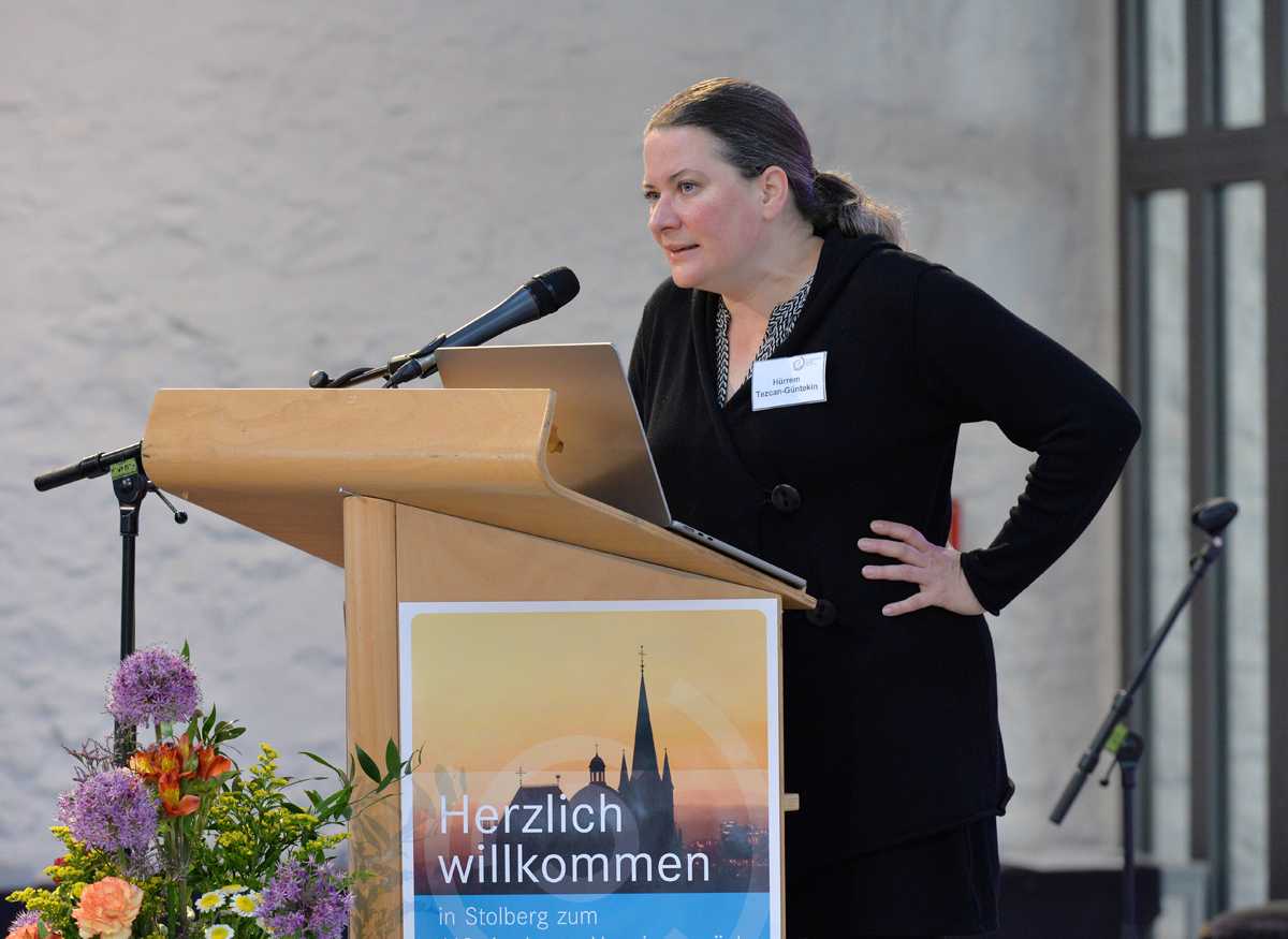 Vortrag „Vielfältige Blicke und Diskriminierungserfahrungen “ von Prof. Dr. Dr. Hürrem Tezcan-Güntekin, Alice Salomon Hochschule, Berlin